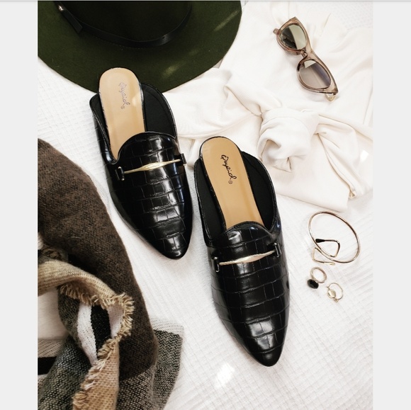 Price firm!The April// black croc print mule flat - Picture 6 of 8